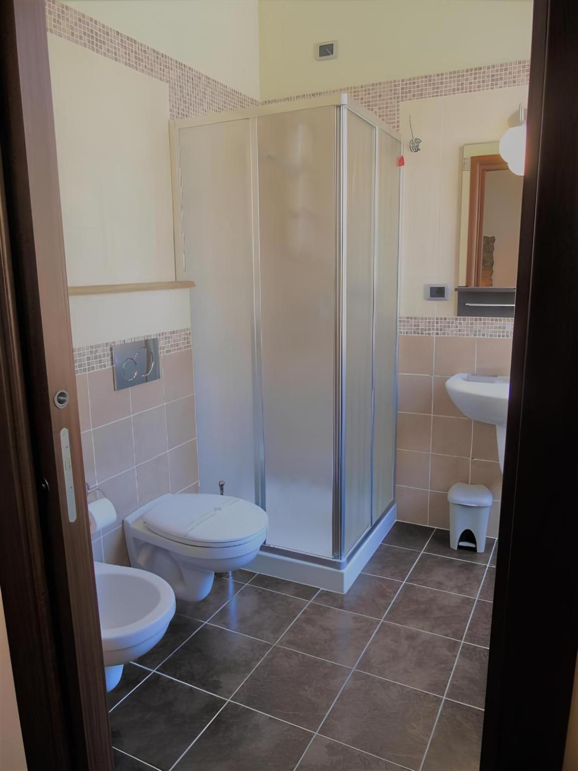 Alis Laura Guest House - 150M From Piazza Bologna Metro And 10 Minutes From The Colosseum Экстерьер фото